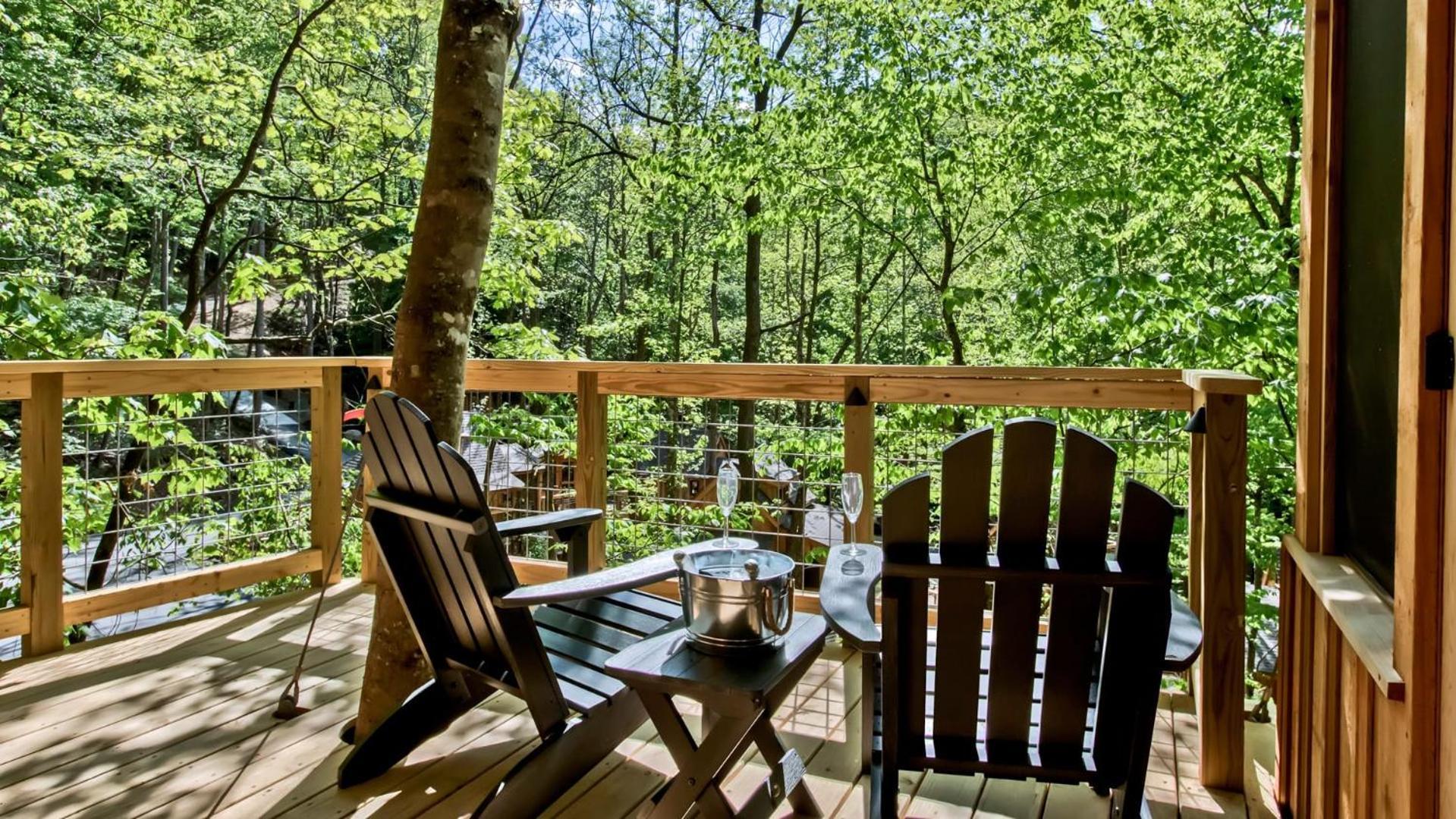 ガトリンバーグ The Dogwood In Treehouse Grove At Norton Creekヴィラ エクステリア 写真